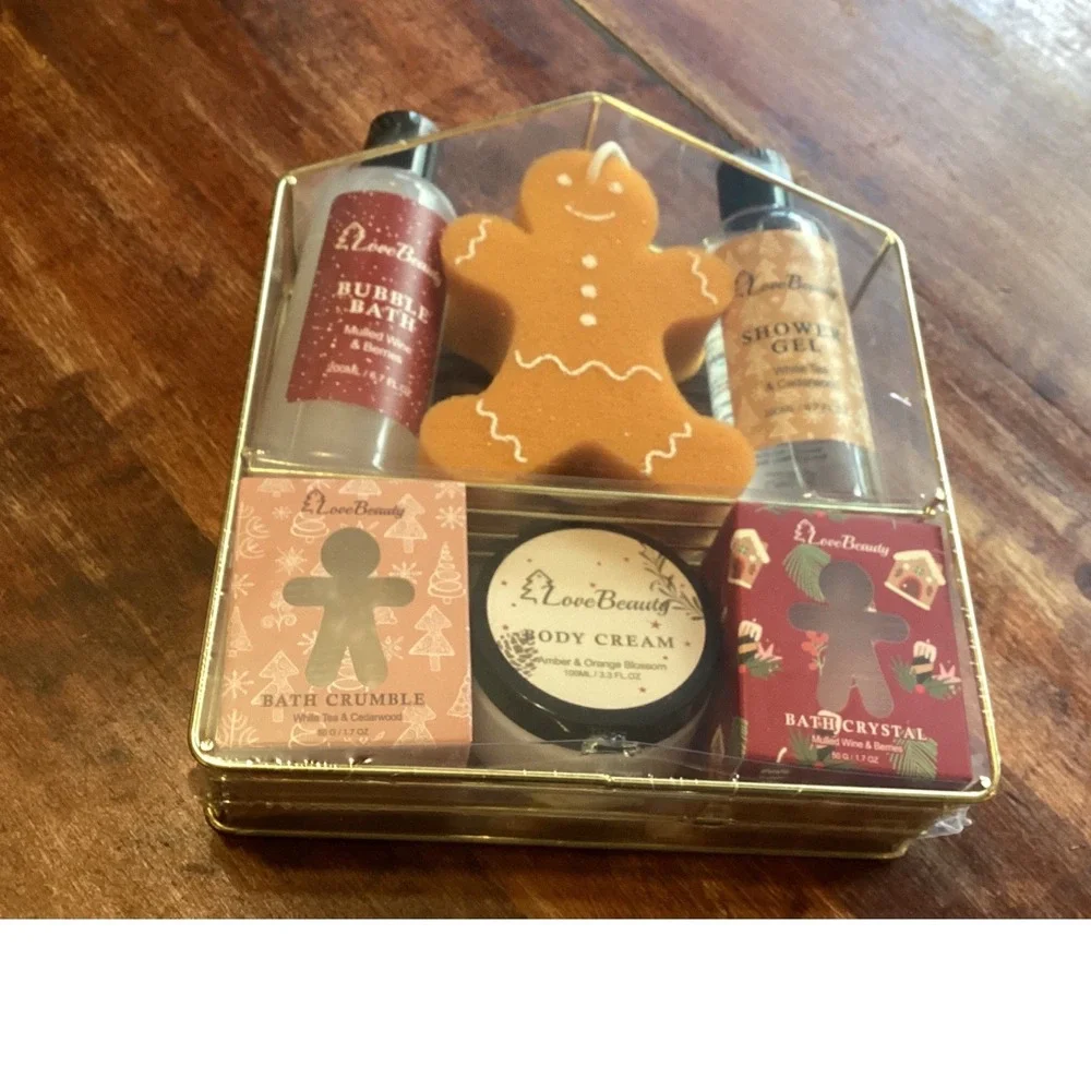 Love Beauty Gingerbread House Bath Body Gift Set 6pc Mulled Wine White Tea New‎